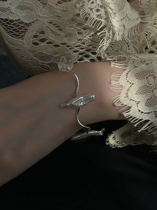 Wave Rhythm Bangle with Baroque Pearl & Clear Quartz