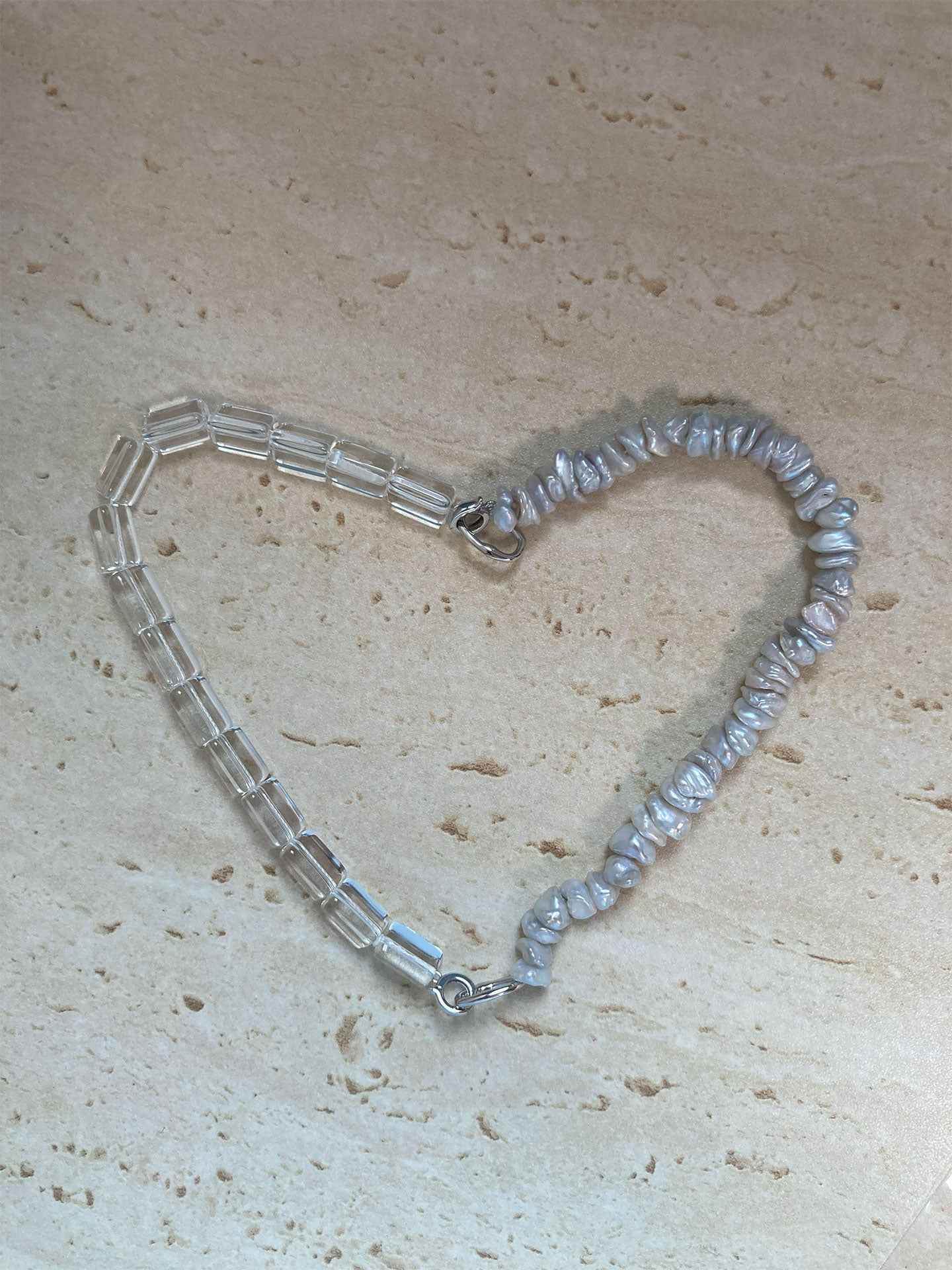 Lavia Necklace