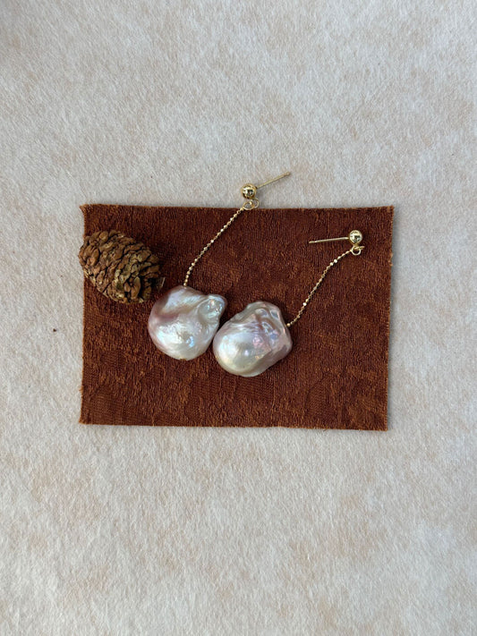 Blush Baroque Pearl Gold-Plated Threader Earrings