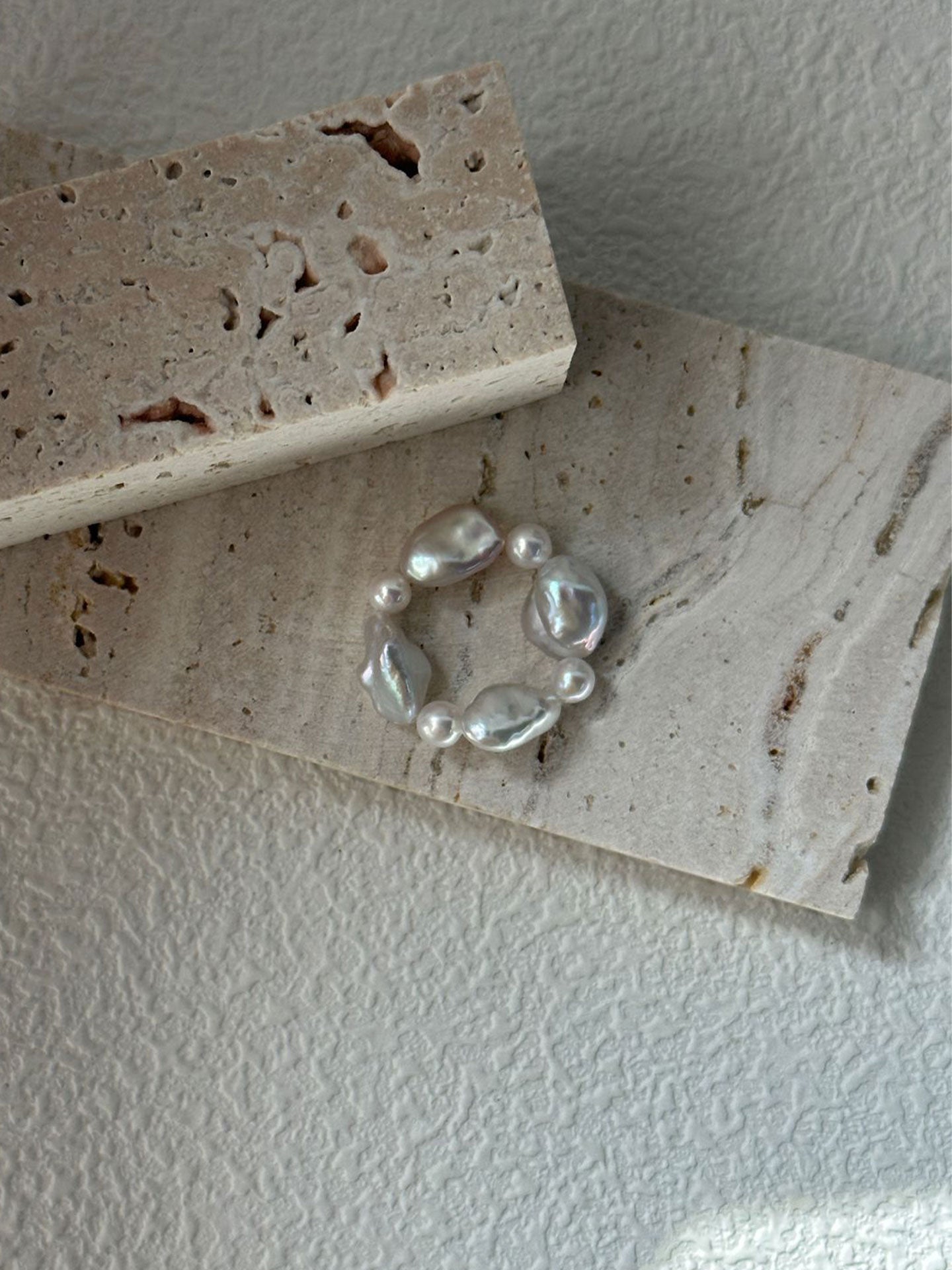 Little Pearl & Baroque Stretch Ring