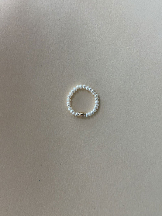 Pearl & 18K Gold-Plated Oval Bead Stretch Ring