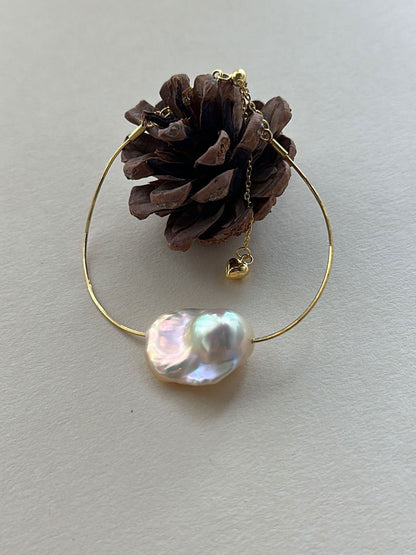 18K Gold-Plated Snake Chain Bracelet with Iridescent Baroque Pearl