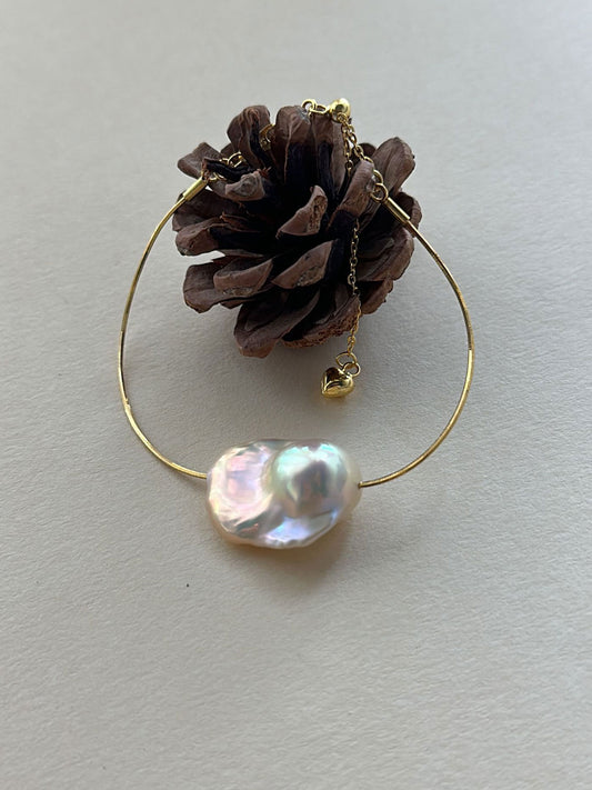 18K Gold-Plated Snake Chain Bracelet with Iridescent Baroque Pearl