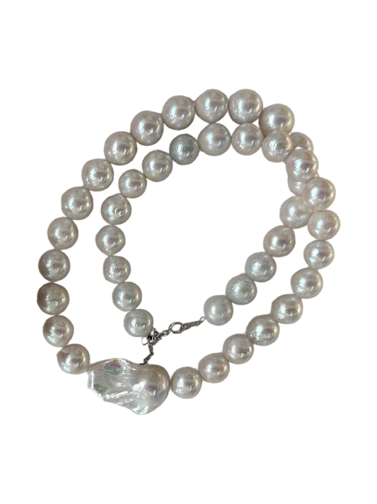 Wanda Necklace