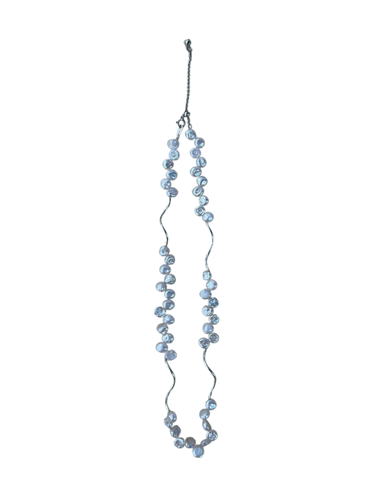 Naia Necklace