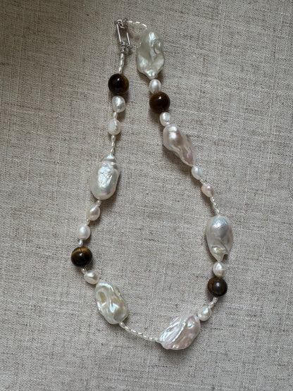Lison Necklace